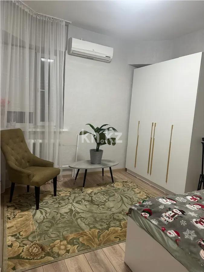 Продажа 4-комнатной квартиры, 87 м², пр. Назарбаева, дом  57 в Алматы - фото 2