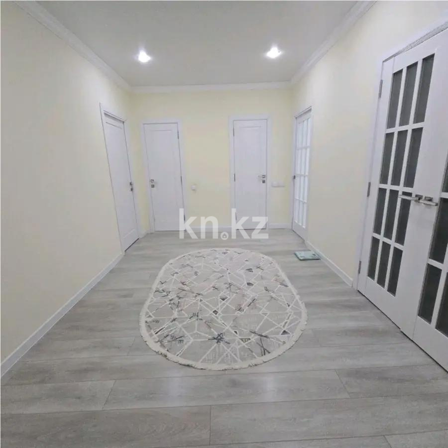 Продажа 3-комнатной квартиры, 84 м², ул. Сатыбалдина, дом  28/4 в Караганде - фото 5