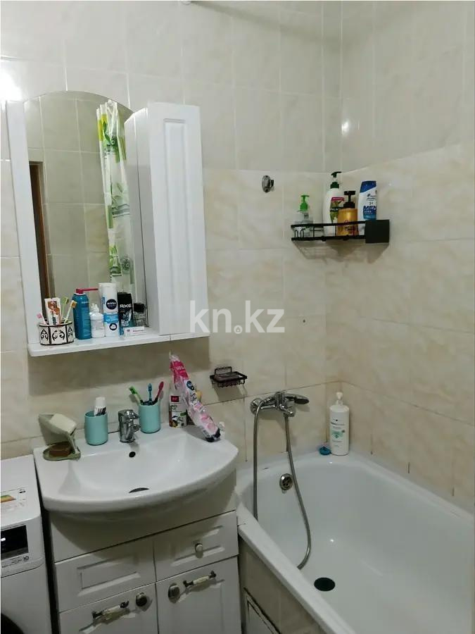 Продажа 3-комнатной квартиры, 68 м², ул. Сауран, дом  20 в Астане - фото 5