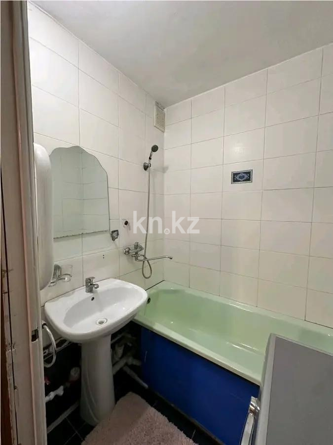 Продажа 3-комнатной квартиры, 63 м², мкр-н Степной-4, дом  27 в Караганде - фото 5