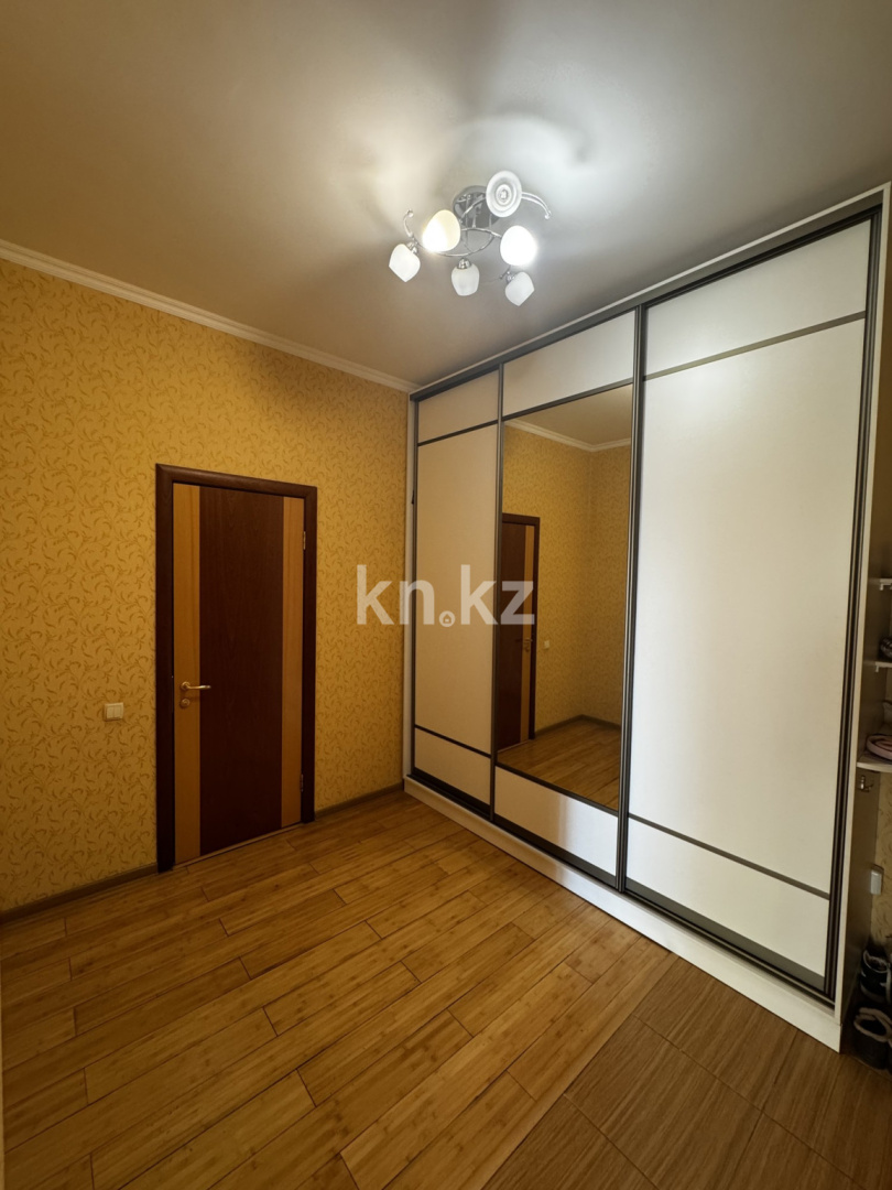 Продажа 1-комнатной квартиры, 65.4 м², ул. Шевченко в Алматы - фото 18