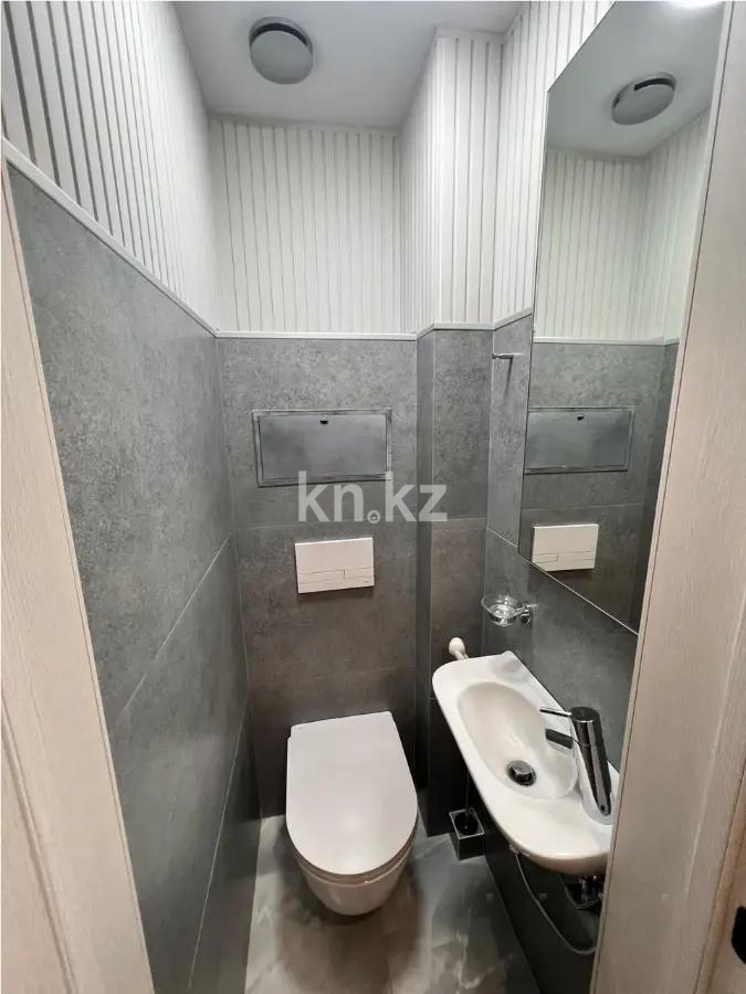 Продажа 1-комнатной квартиры, 52 м², мкр. Самал-2, дом  90 в Алматы - фото 4