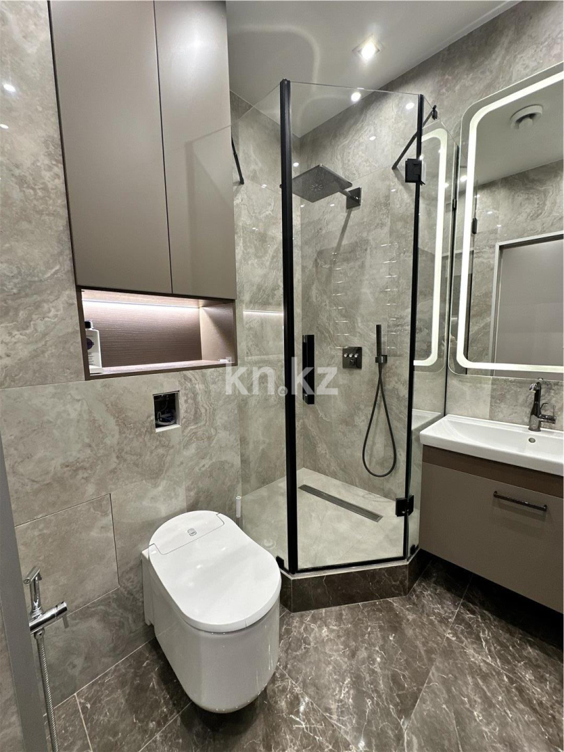 Продажа 4-комнатной квартиры, 105 м², мкр-н Степной-3 в Караганде - фото 18