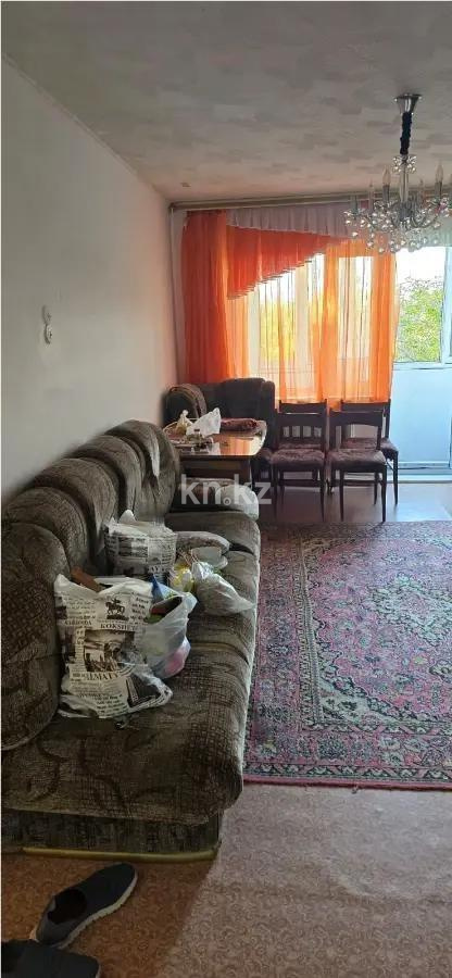 Продажа 2-комнатной квартиры, 47 м², 17-й мкр., дом  52 в Караганде