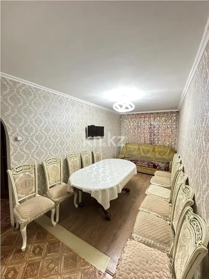 Продажа 5-комнатной квартиры, 81 м², 14-й мкр., дом  31 в Караганде