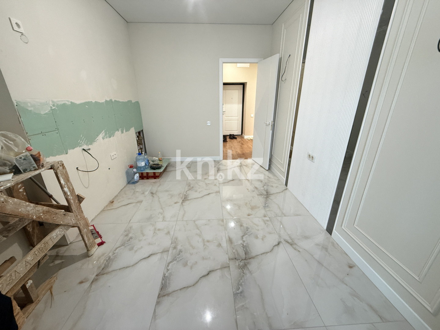 Продажа 2-комнатной квартиры, 70 м², ул. Букетова, дом  3 в Караганде - фото 11