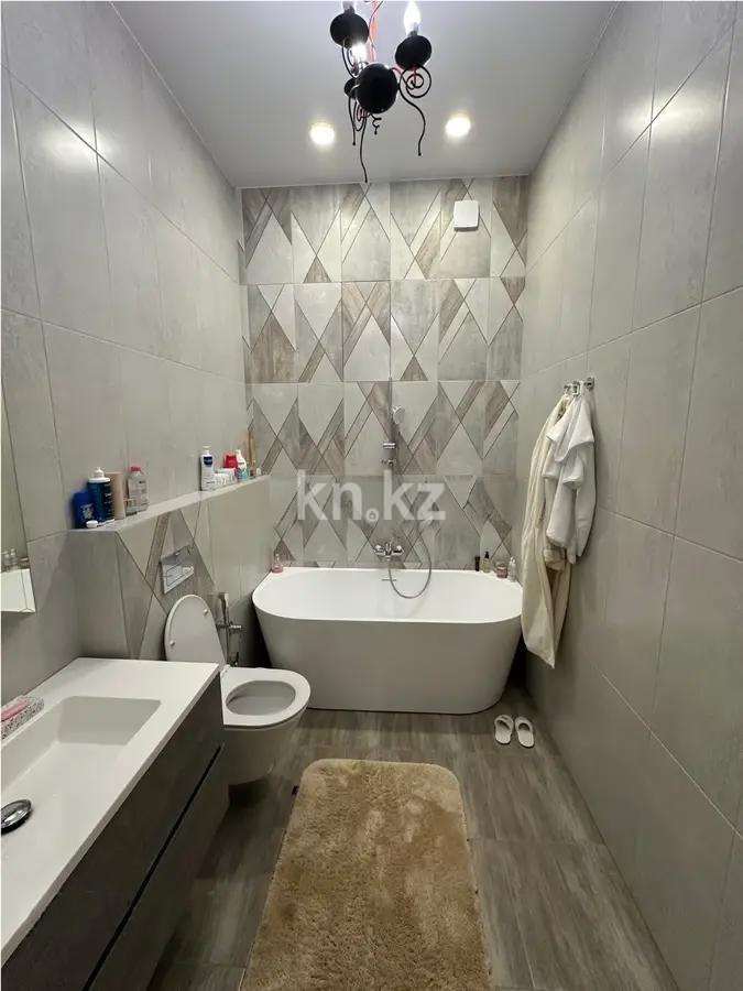 Продажа 4-комнатной квартиры, 151 м², мкр-н Акжар, дом  3/10 в Алматы - фото 5