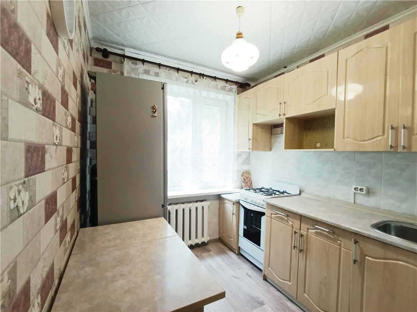 Продажа 3-комнатной квартиры, 48 м², мкр-н 23 в Караганде - фото 4