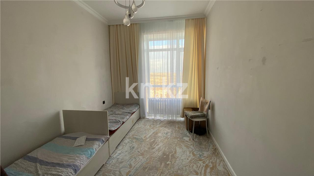 Продажа 3-комнатной квартиры, 72 м², 067 учетный квартал в Караганде - фото 3