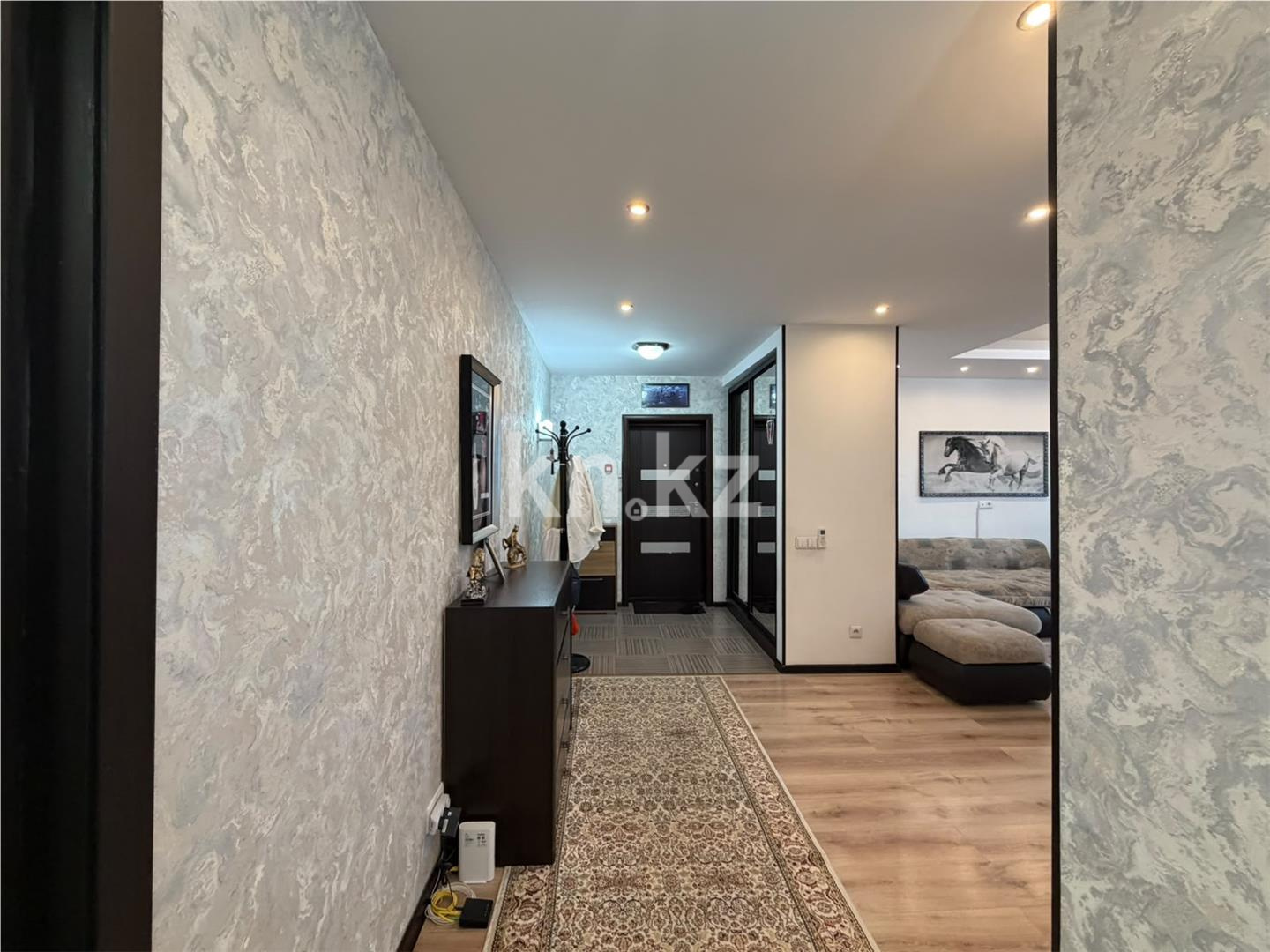 Продажа 4-комнатной квартиры, 107.6 м² в Астане - фото 14