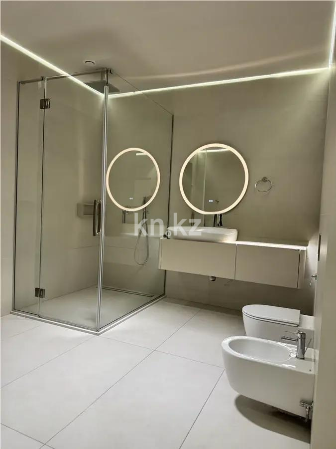 Продажа 3-комнатной квартиры, 129.1 м², пр. Серкебаева, дом  146/1 в Алматы - фото 4