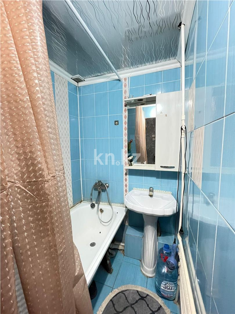 Продажа 4-комнатной квартиры, 60 м², ул. Абая в Сарани - фото 11