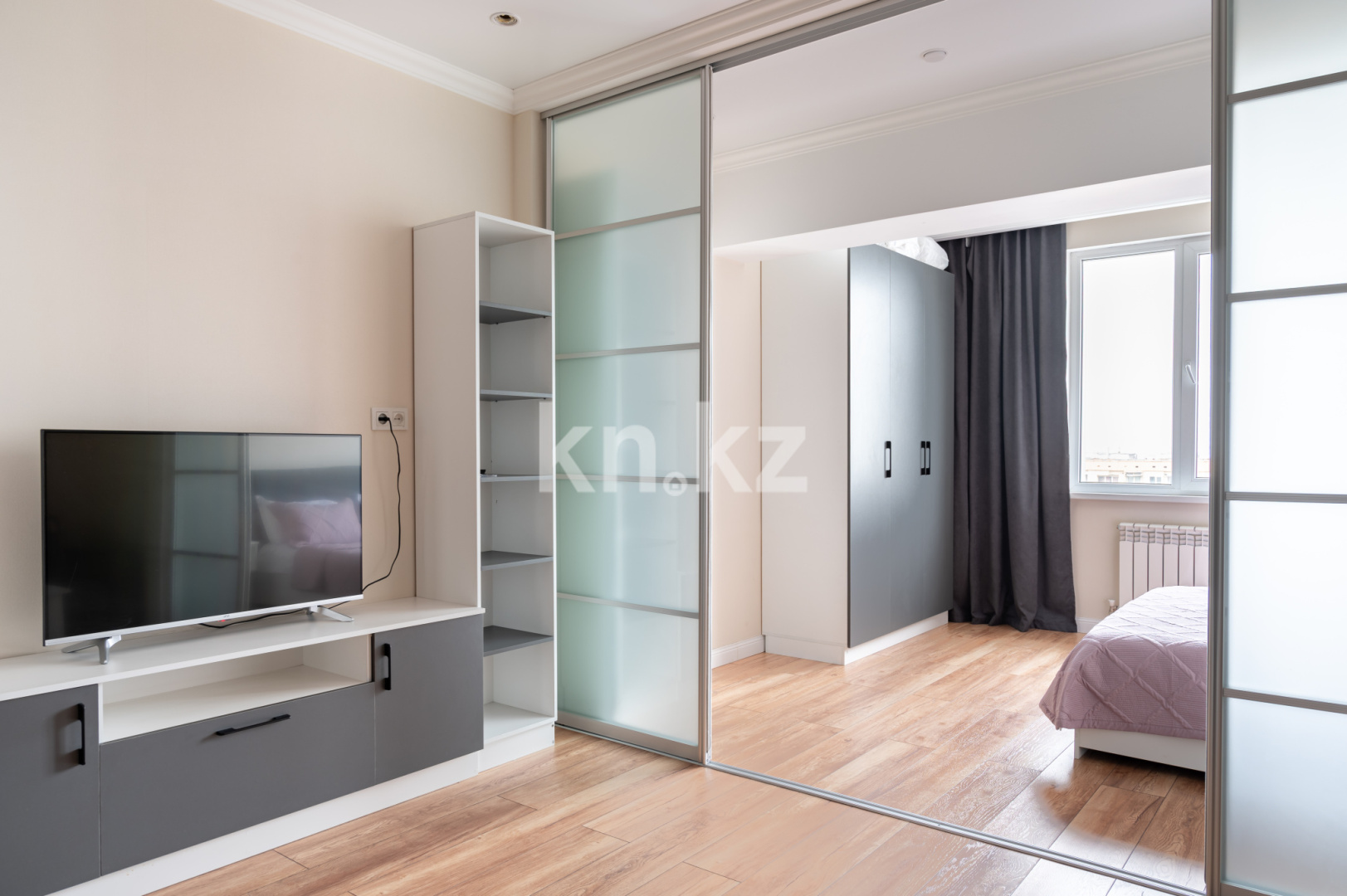 Аренда 1-комнатной квартиры посуточно, 50 м² в Алматы - фото 9