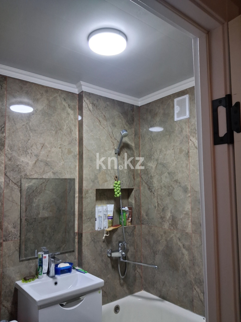 Продажа 1-комнатной квартиры, 33 м² в Алматы - фото 15