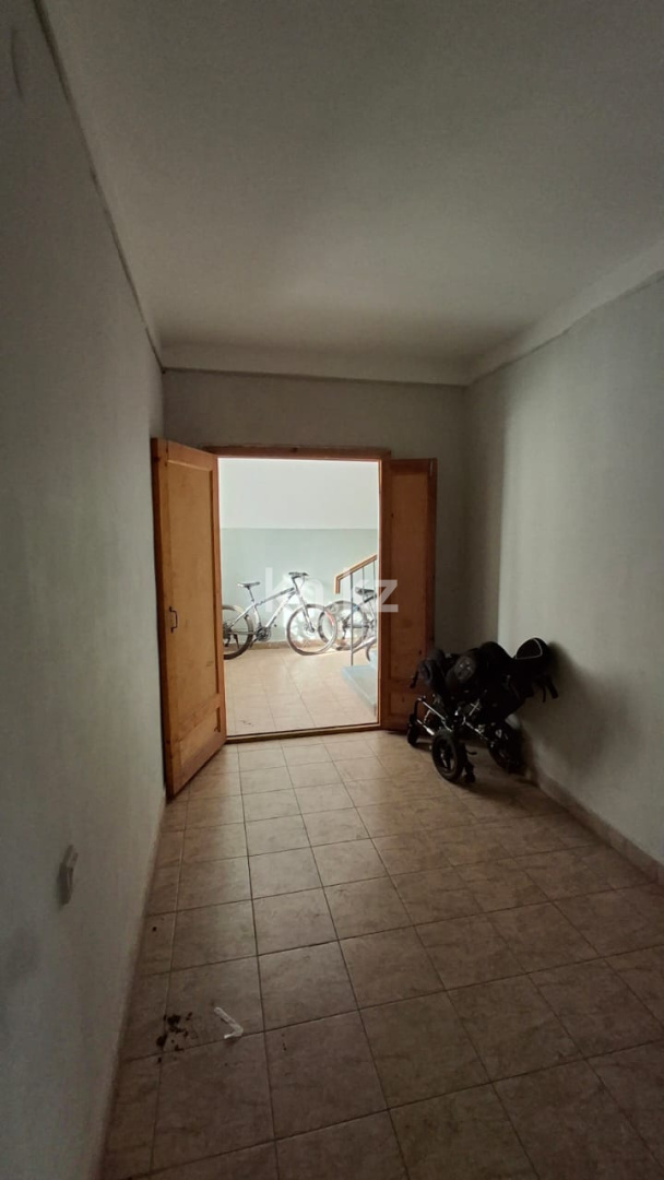 Продажа 1-комнатной квартиры, 46.5 м², мкр. Кунаева в Уральске - фото 13