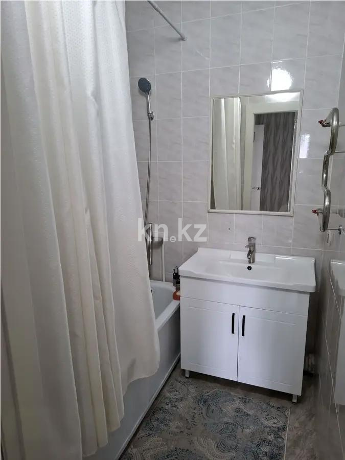 Продажа 3-комнатной квартиры, 71 м², мкр-н Дарабоз, дом  25 в Алматы - фото 4