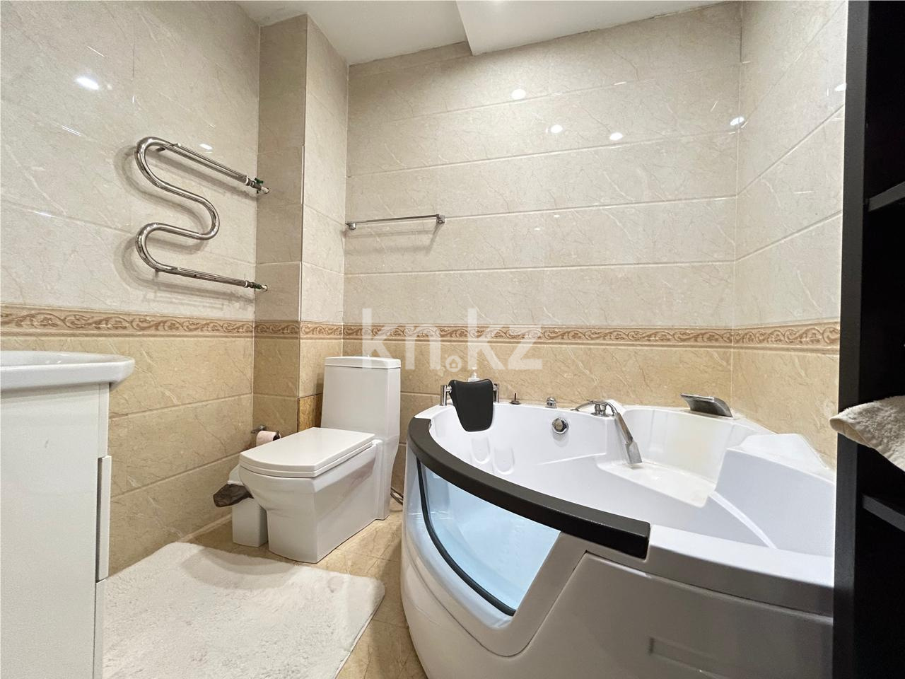 Продажа 4-комнатной квартиры, 139.7 м² в Астане - фото 17