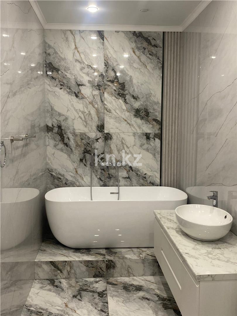 Продажа 4-комнатной квартиры, 113 м² в Караганде - фото 16