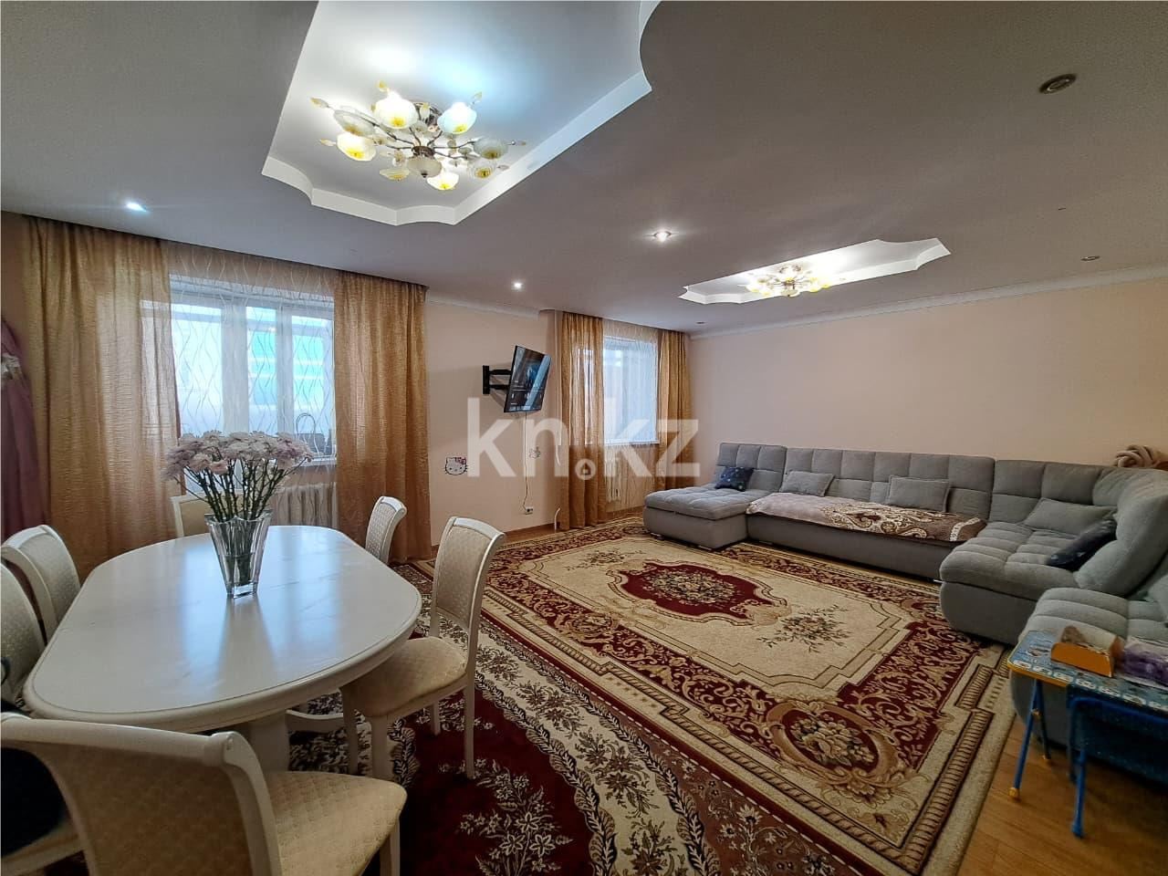 Продажа 4-комнатной квартиры, 145 м² в Астане