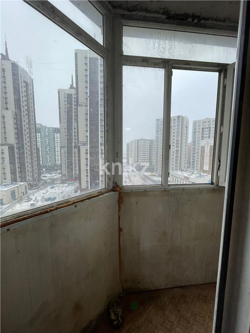 Продажа 1-комнатной квартиры, 38 м², пр. Момышулы в Астане - фото 2