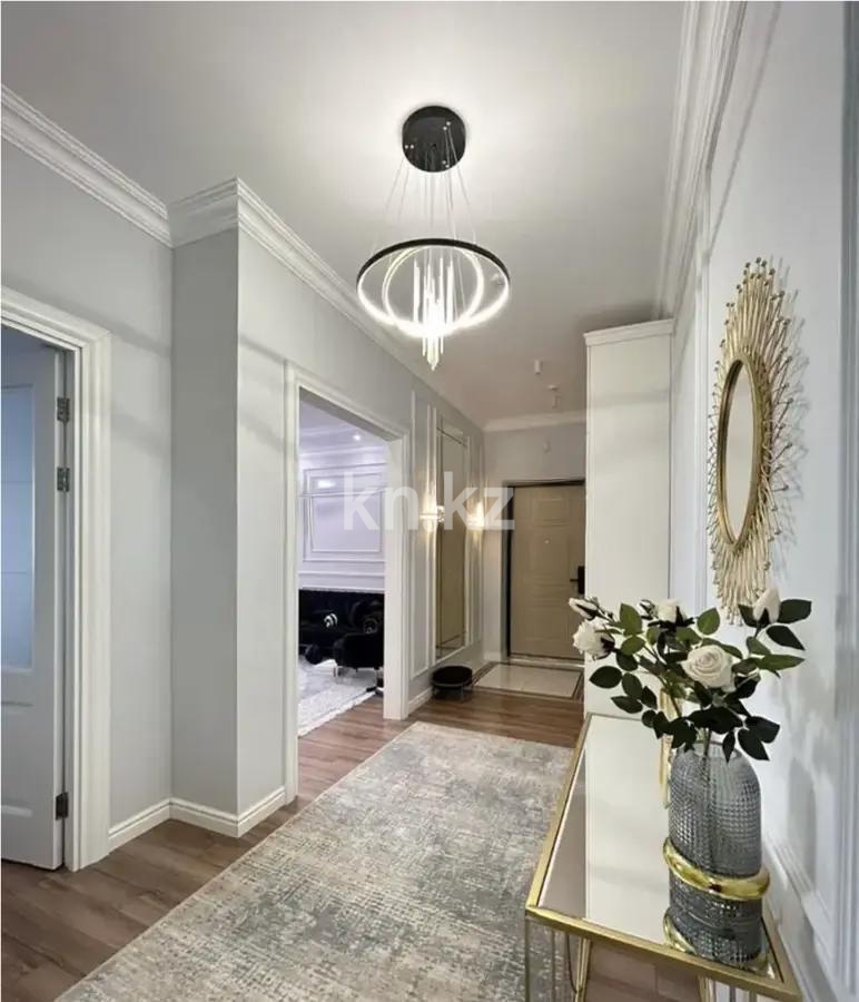 Продажа 4-комнатной квартиры, 127 м², ул. Туркестан, дом  28/2 в Астане - фото 3