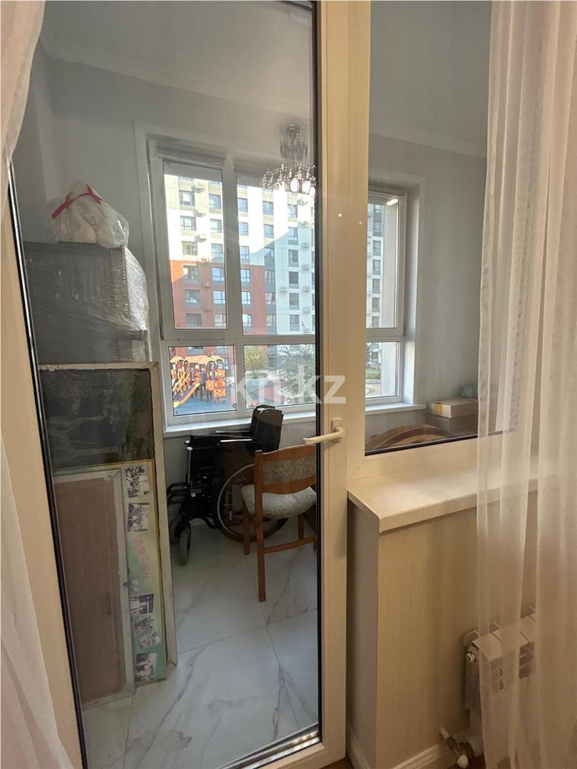 Продажа 3-комнатной квартиры, 100 м², ул. Бокейхана в Астане - фото 13