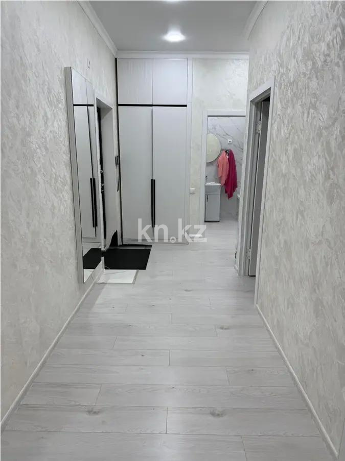 Продажа 2-комнатной квартиры, 67 м², ул. Дюсембекова, дом  83/2 в Караганде - фото 5