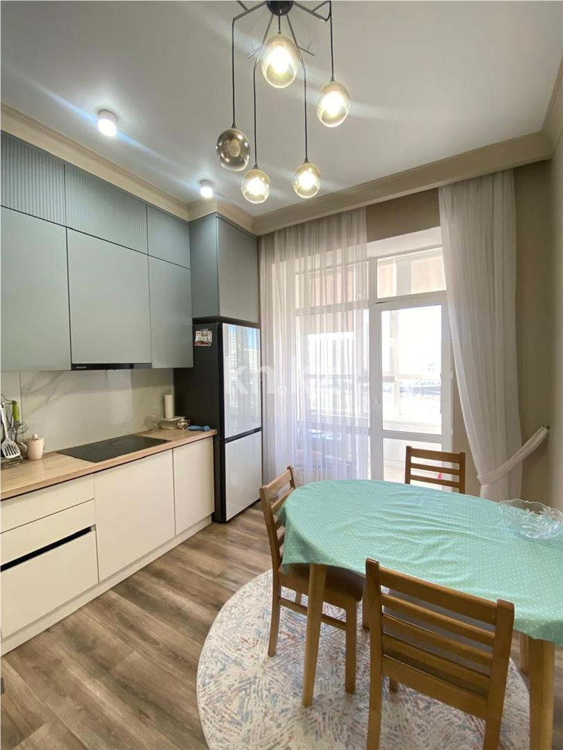 Продажа 2-комнатной квартиры, 65 м², ул. Култегин в Астане - фото 8