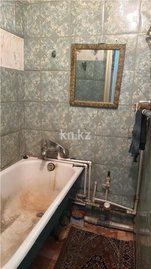 Продажа 1-комнатной квартиры, 31 м², 15 мкр., дом  29 в Караганде - фото 3