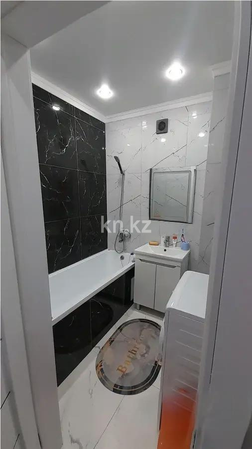 Продажа 2-комнатной квартиры, 63 м², ул. Нажимеденова, дом  44а в Астане - фото 4