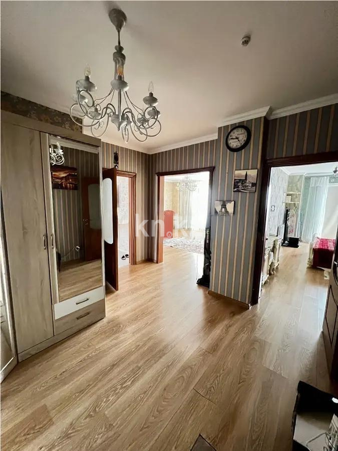 Продажа 3-комнатной квартиры, 100 м², пр. Шахтеров, дом  60 в Караганде - фото 5