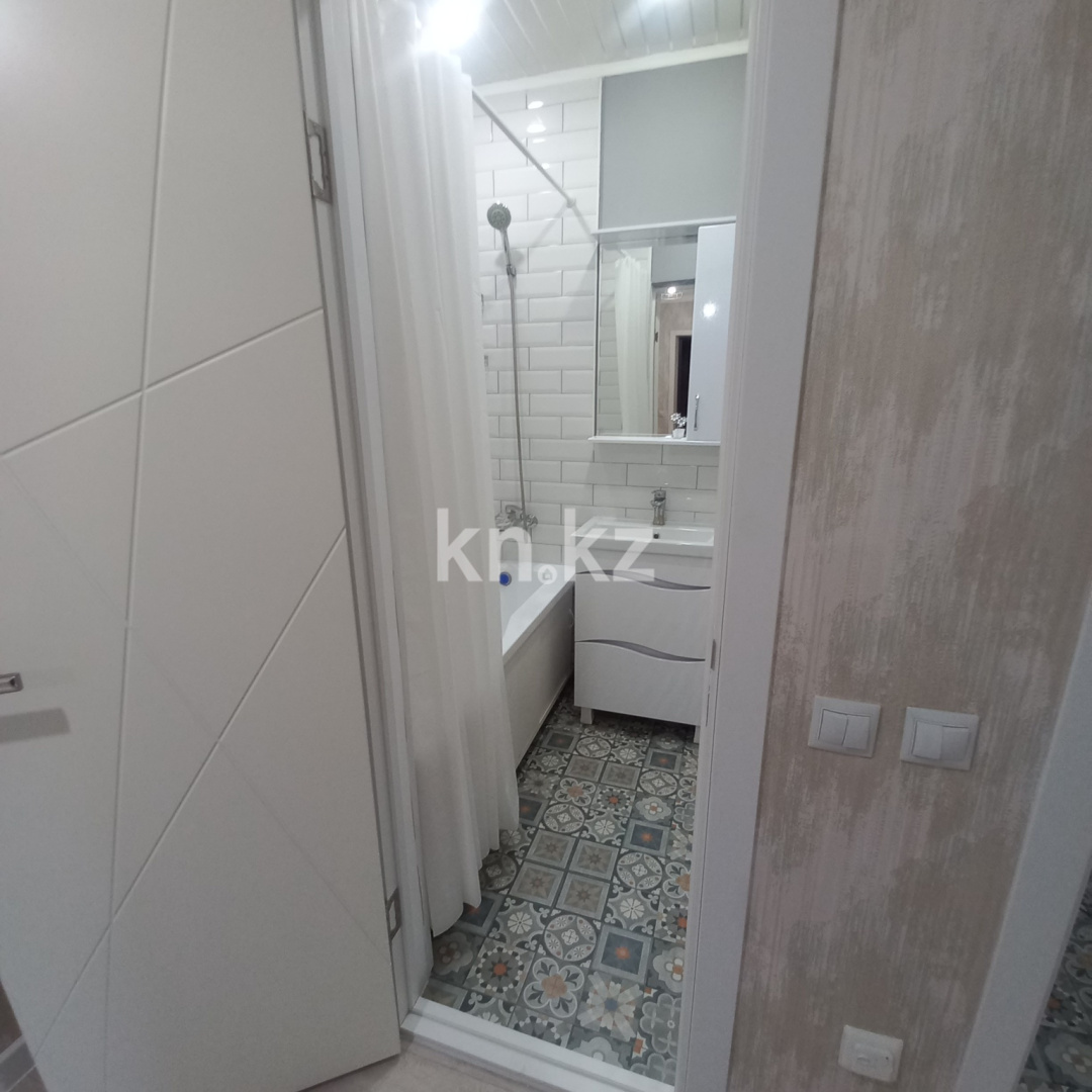 Продажа 2-комнатной квартиры, 69.5 м² в Уральске