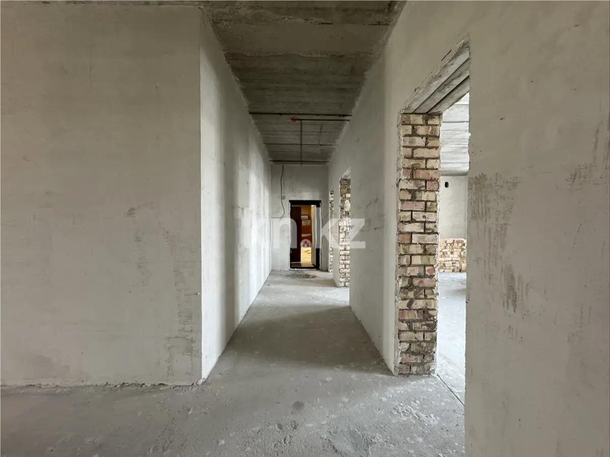 Продажа 3-комнатной квартиры, 90 м² в Караганде - фото 3