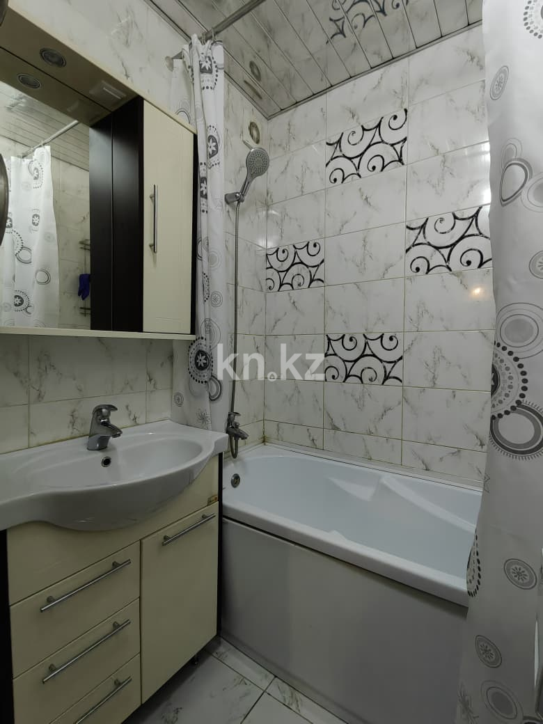 Продажа 3-комнатной квартиры, 63 м² в Караганде - фото 22