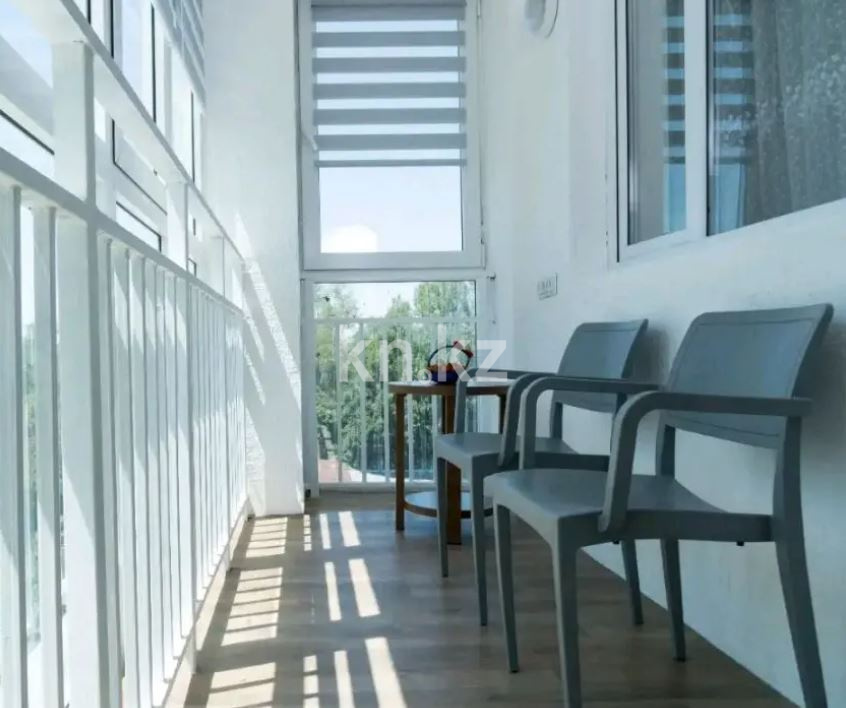 Аренда 1-комнатной квартиры посуточно, 56 м², 2-й микрорайон, 40Г, дом  40г в Алматы - фото 5