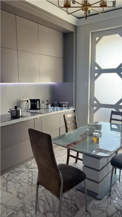 Продажа 4-комнатной квартиры, 165 м² в Алматы