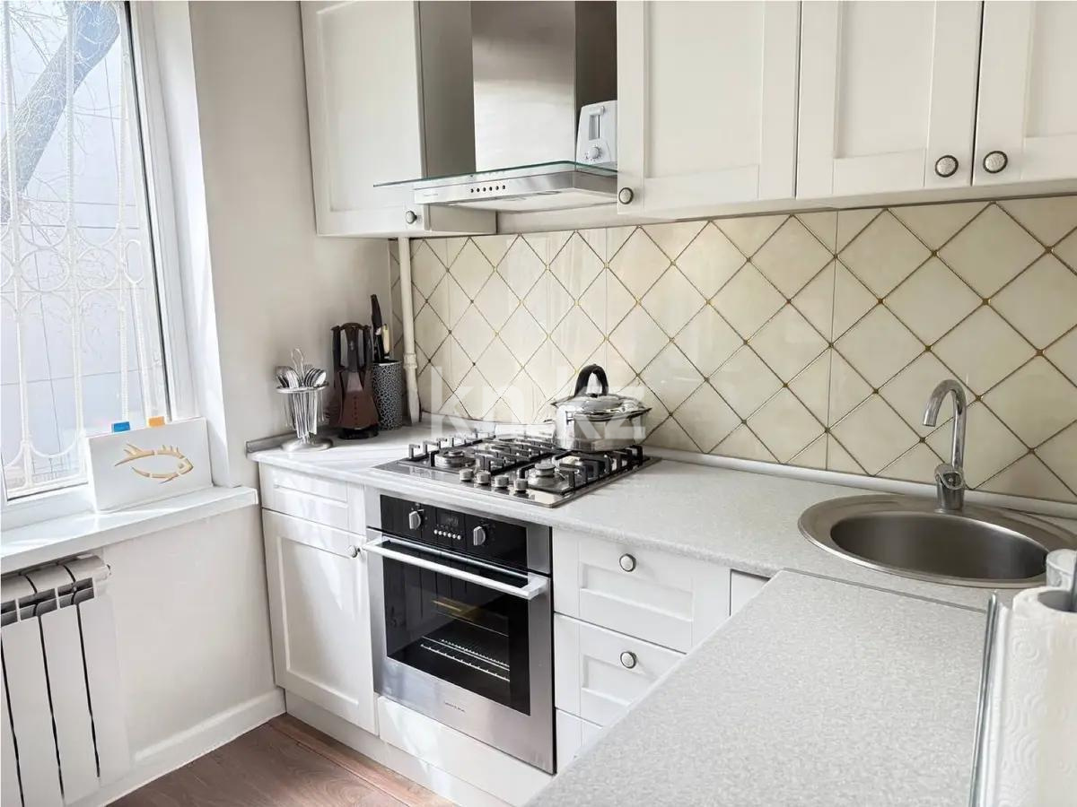 Продажа 2-комнатной квартиры, 43 м², ул. Валиханова, дом  9 в Алматы - фото 3