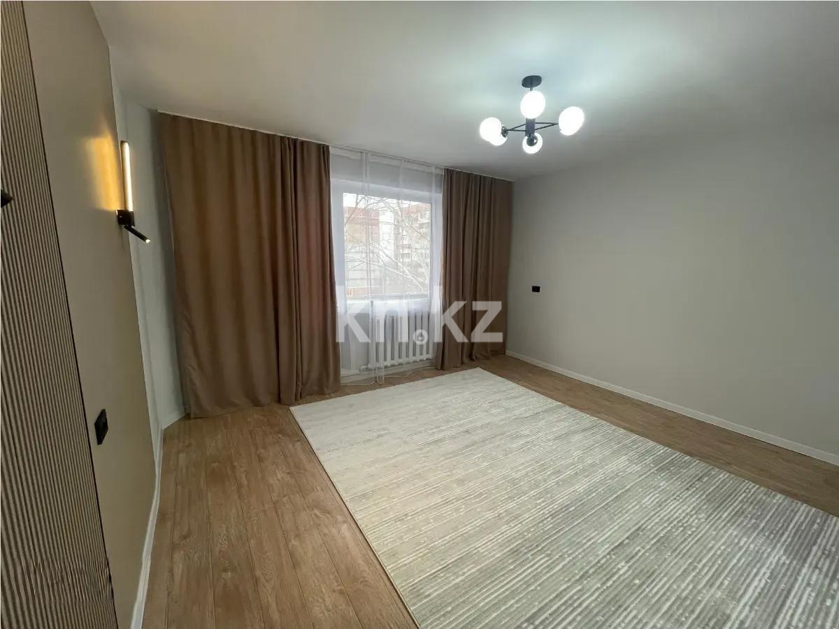 Продажа 2-комнатной квартиры, 52 м², мкр. Степной-2, дом  3 в Караганде - фото 2