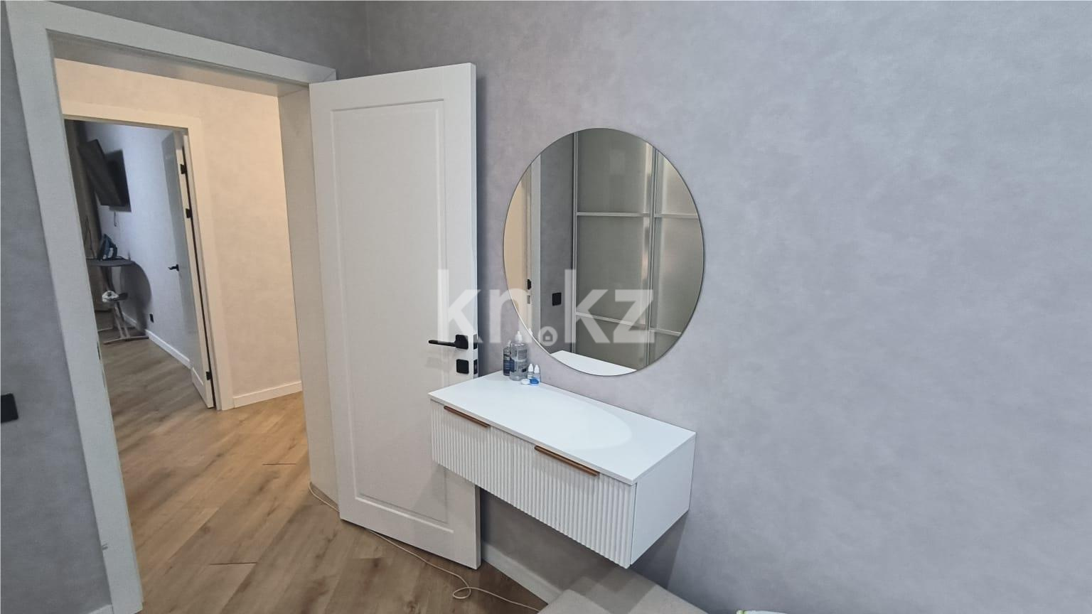 Продажа 3-комнатной квартиры, 86 м², 137 учетный квартал в Караганде - фото 14