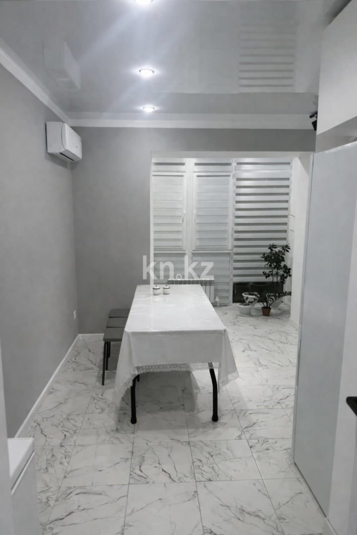 Продажа 3-комнатной квартиры, 103.3 м² в Уральске - фото 4