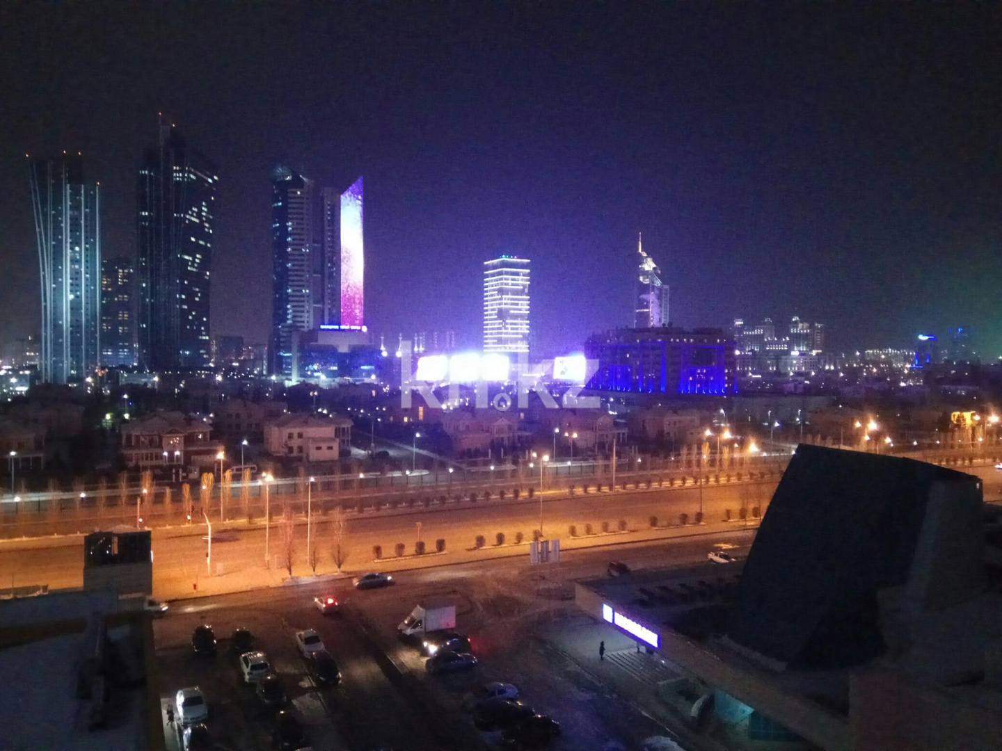 Аренда 2-комнатной квартиры посуточно, 60 м² в Астане - фото 15