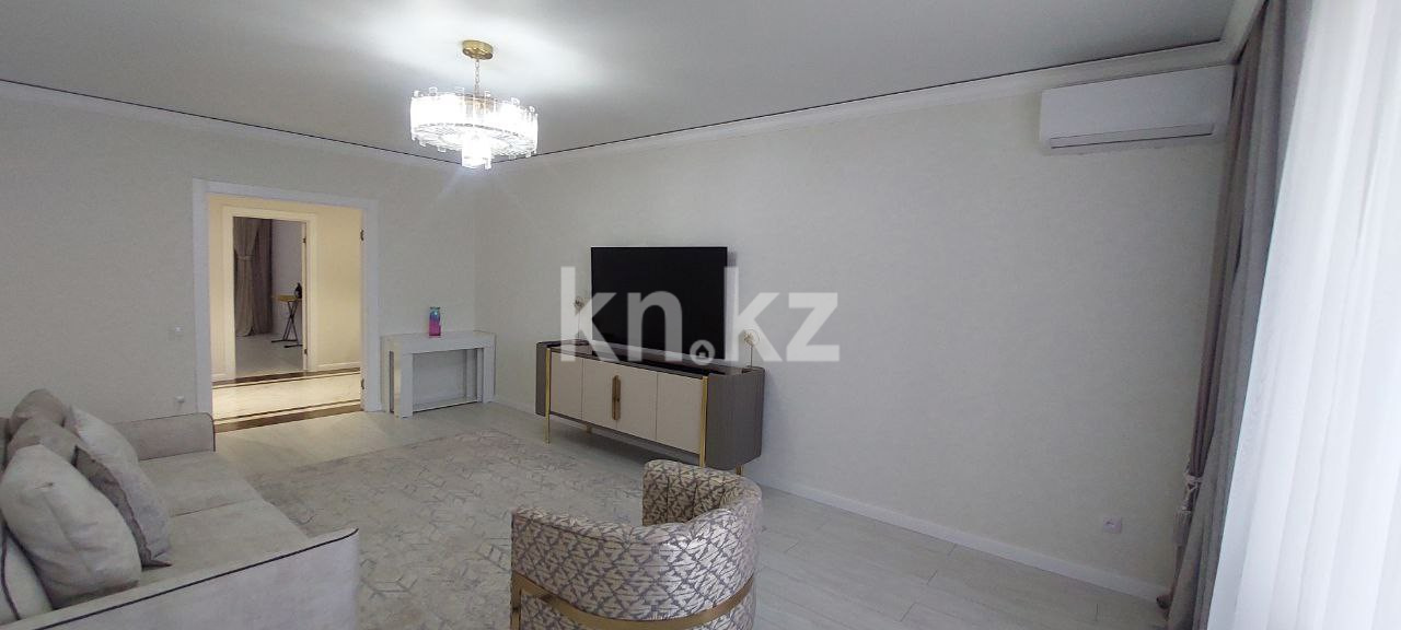 Продажа 3-комнатной квартиры, 119.9 м², мкр-н Береке, дом  53 в Костанае - фото 11