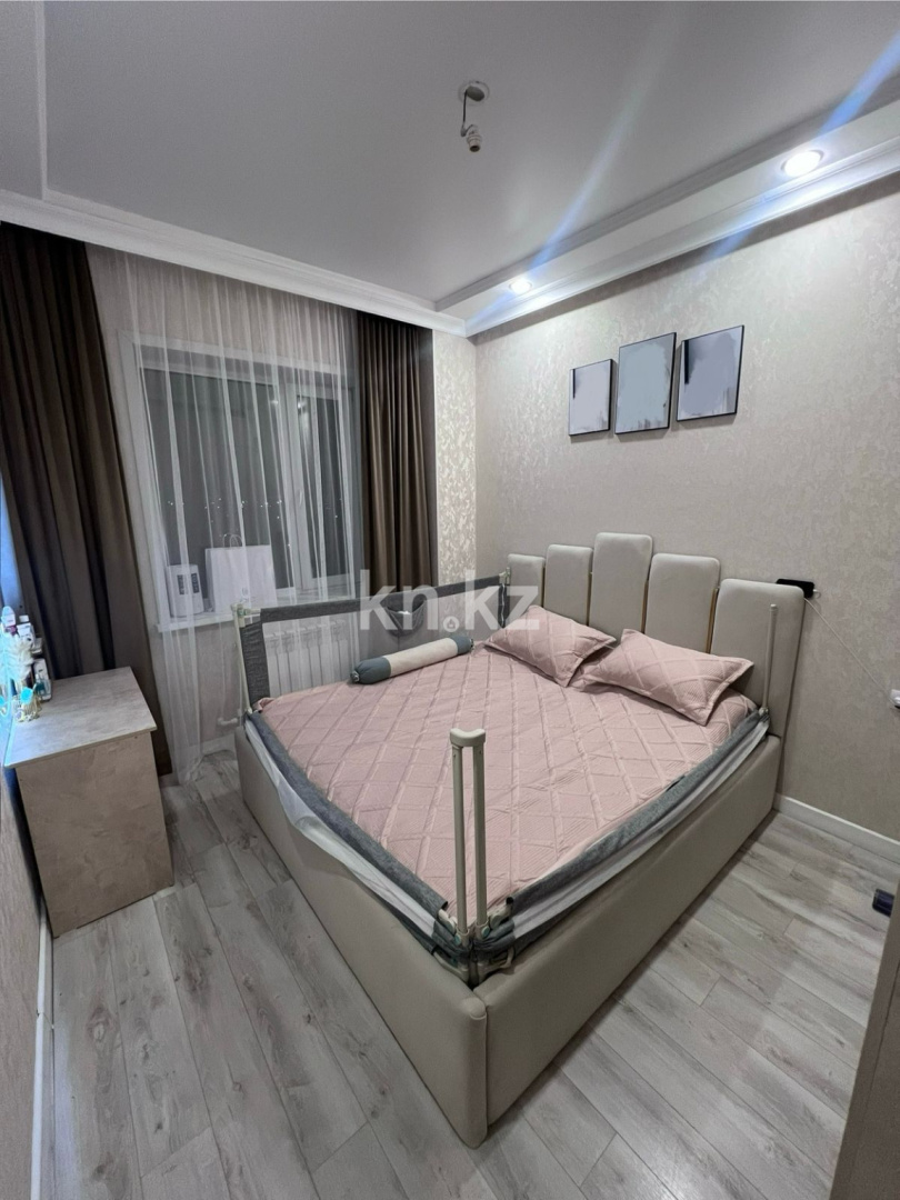 Продажа 3-комнатной квартиры, 74.7 м², ул. Дюсембекова, дом  44/2 в Караганде - фото 3