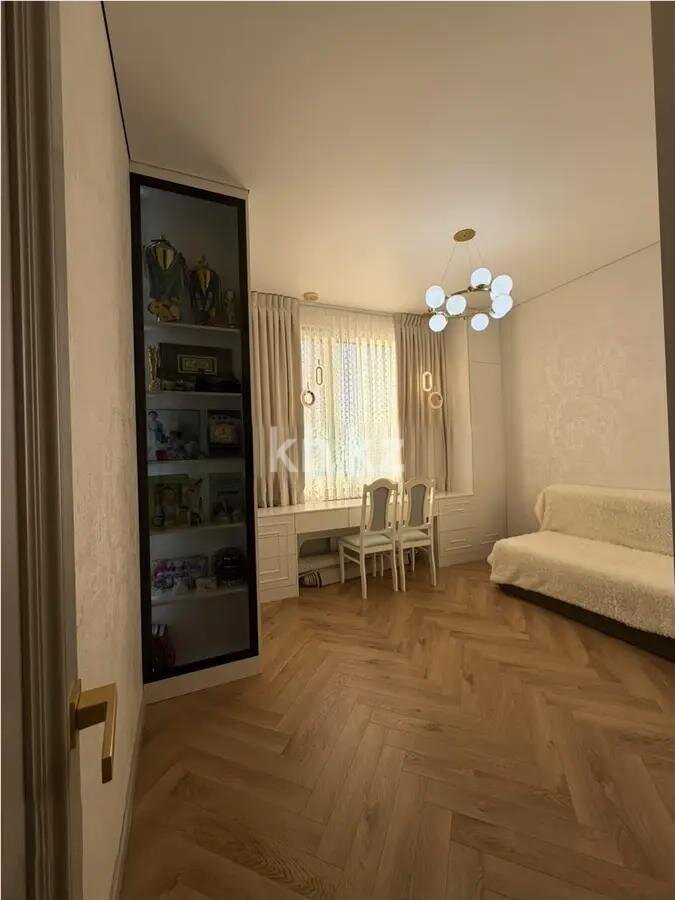 Продажа 3-комнатной квартиры, 83 м² в Караганде