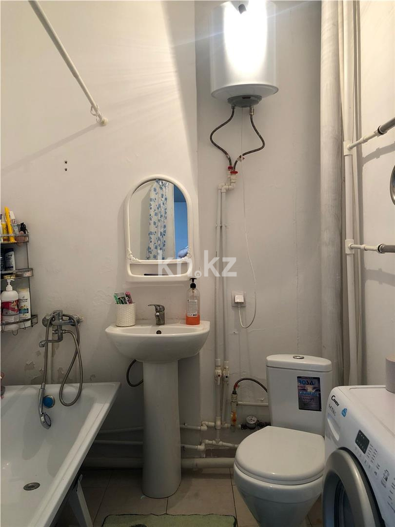 Продажа 1-комнатной квартиры, 41 м², ул. Белинского, дом  2 в Караганде - фото 9