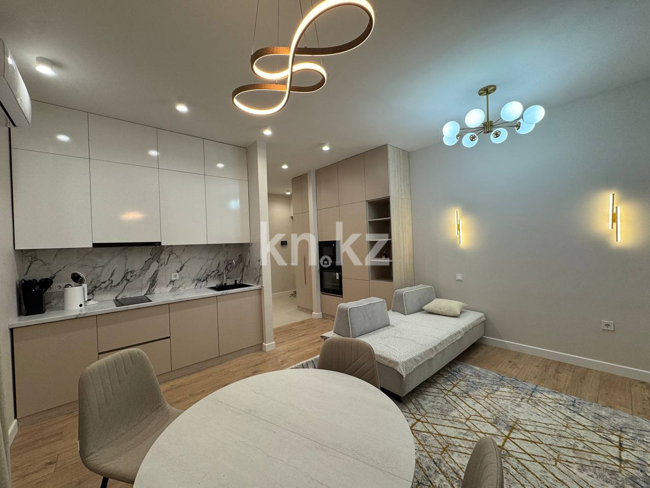 Аренда 2-комнатной квартиры, 45 м², ул. Акмешит, дом  1 - ул. Сыганак в Астане - фото 3