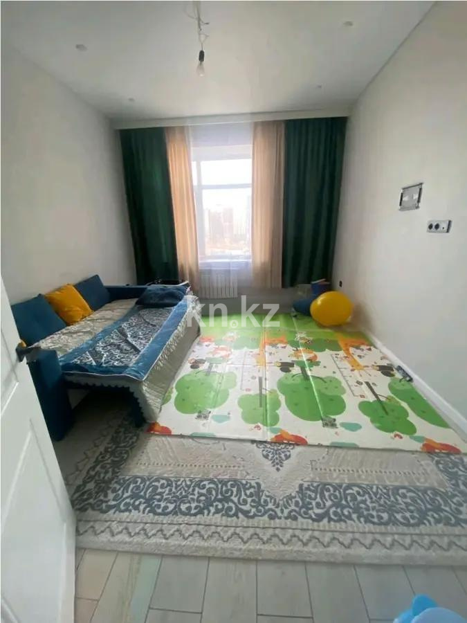 Продажа 1-комнатной квартиры, 39 м², ул. Е-181, дом  1 в Астане