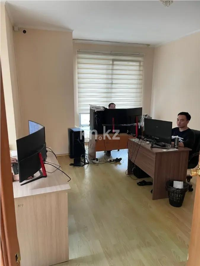 Продажа 5-комнатной квартиры, 168.6 м² в Алматы - фото 2