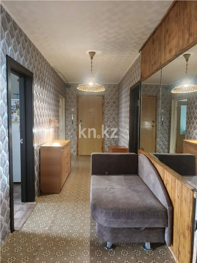 Продажа 4-комнатной квартиры, 87 м², пр. Шахтеров, дом  3 в Караганде - фото 9