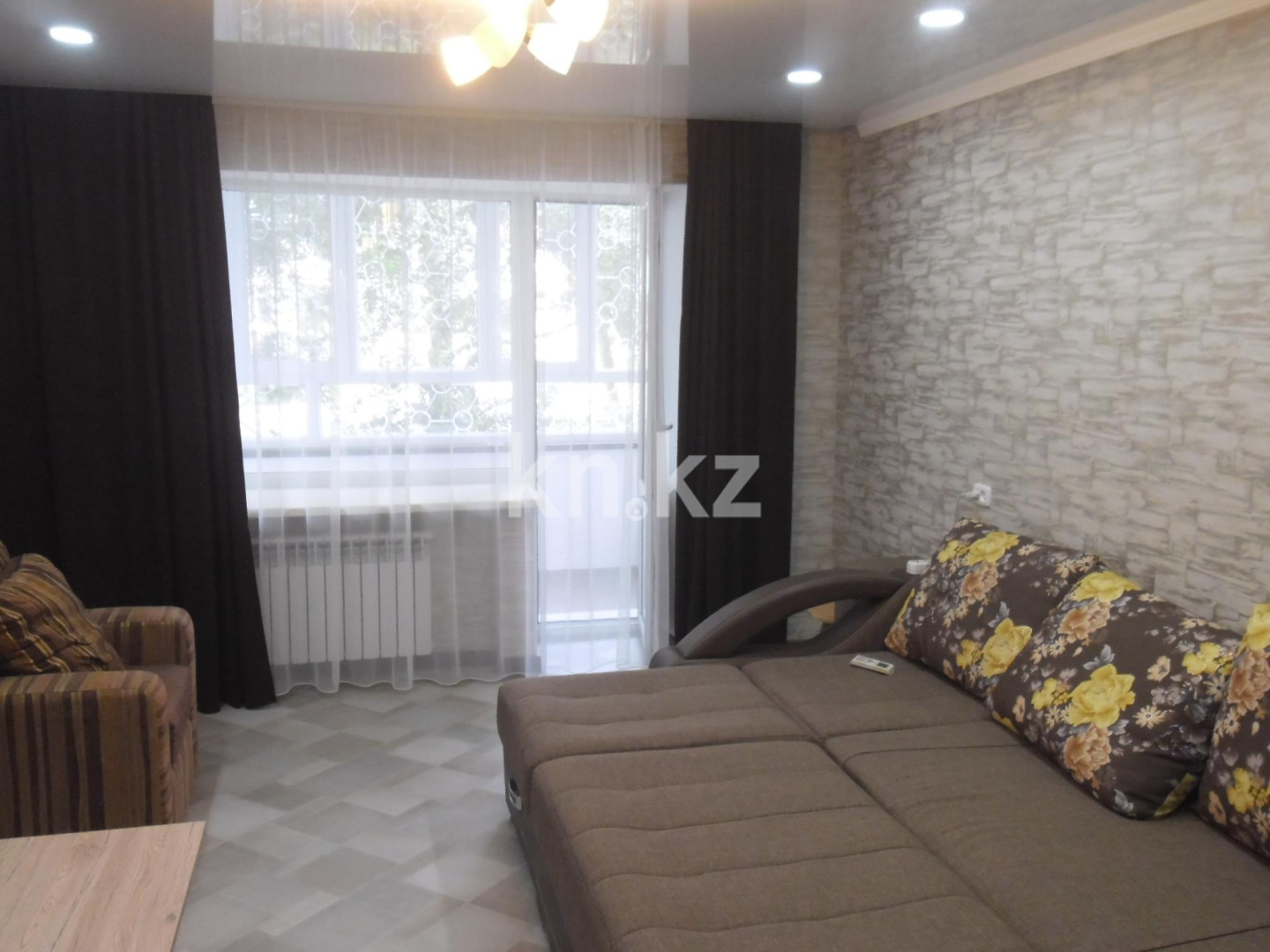 Аренда 3-комнатной квартиры посуточно, 78 м², ул. Набережная Славского, дом  48 в Усть-Каменогорске - фото 9